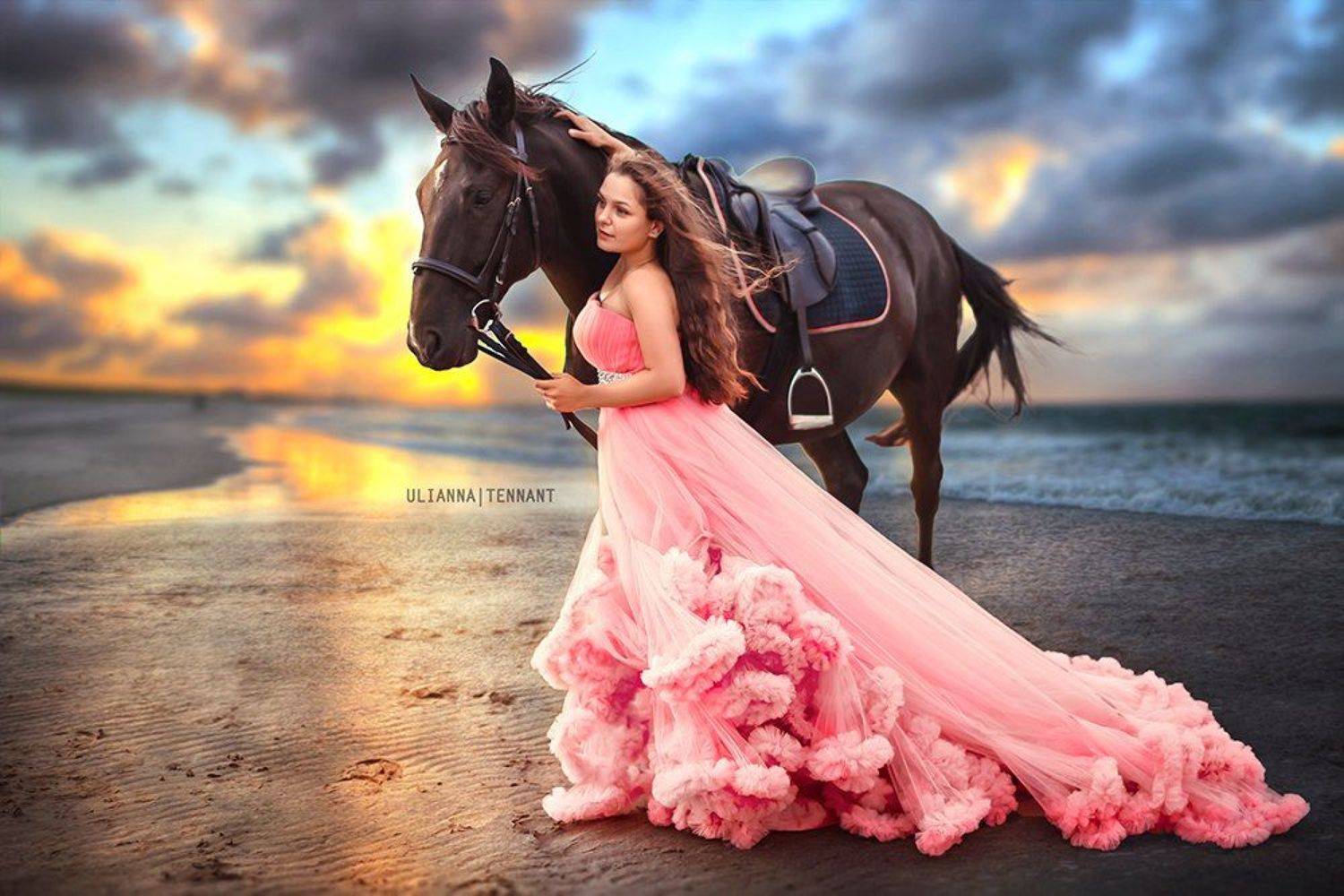 , Теннант Юлианна