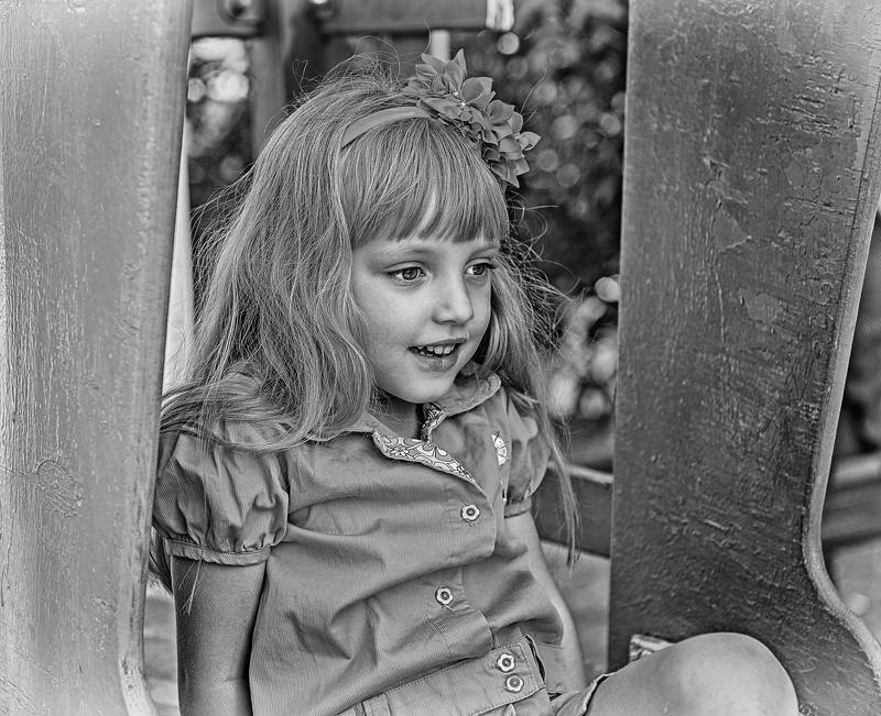 на детской площадке фото превью