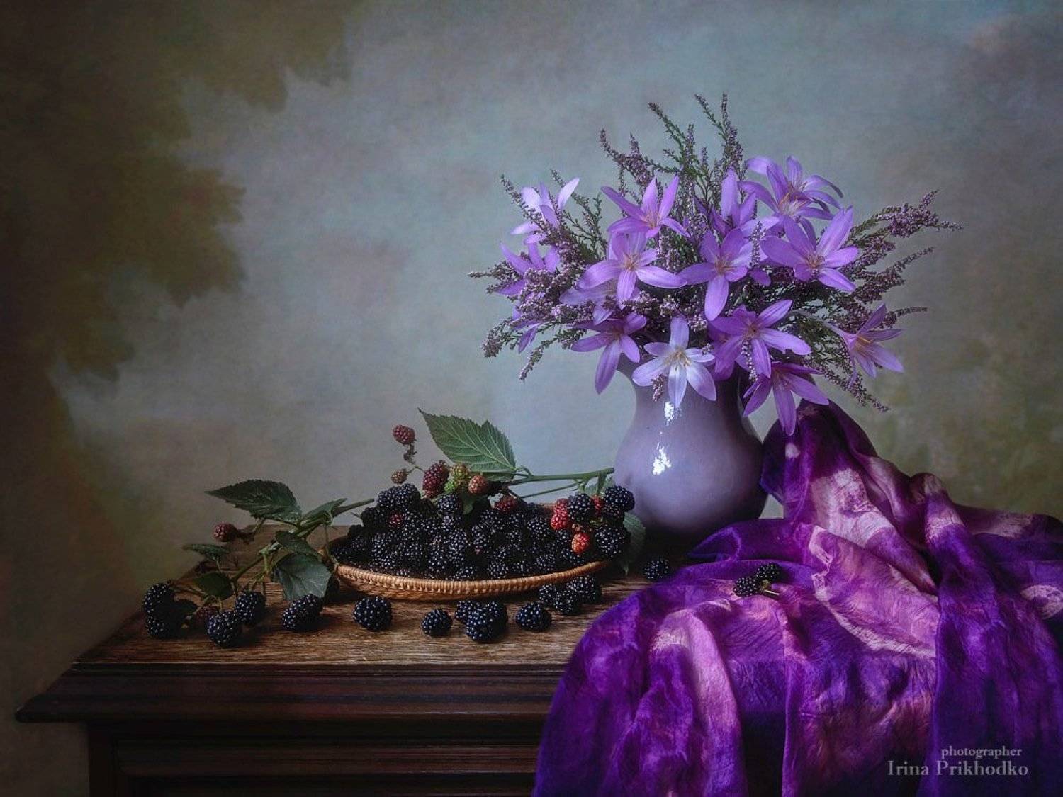 натюрморт, осень, букеты, цветы, вереск, крокусы, ежевика, художественная фотография, Ирина Приходько