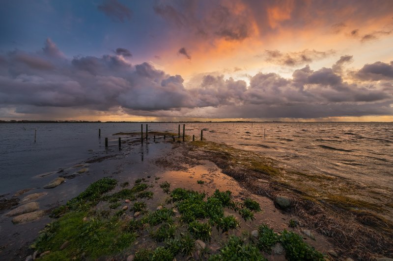ДОЖДЕВАЯ ТУЧА НА ЗАКАТЕ фото превью