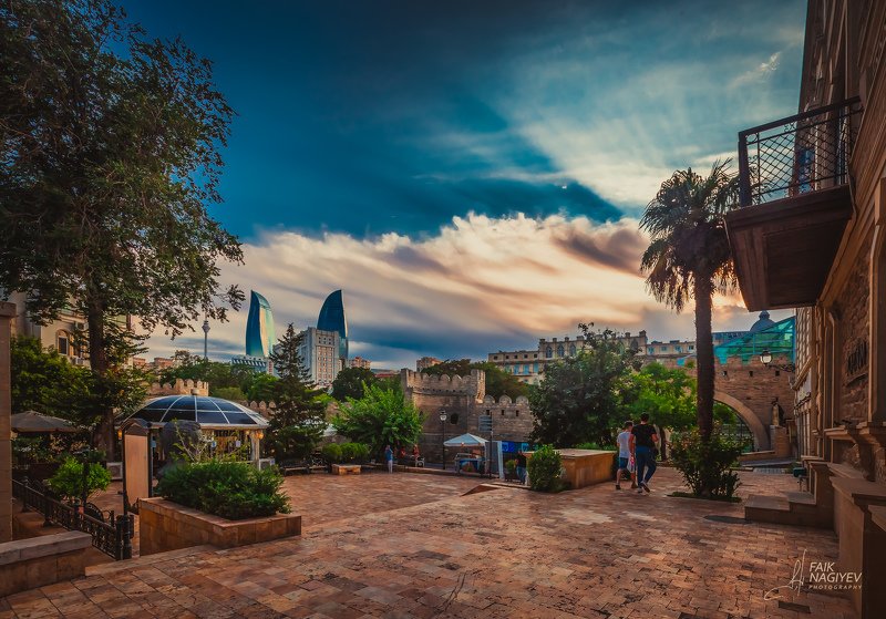 Старый и современный Баку фото превью