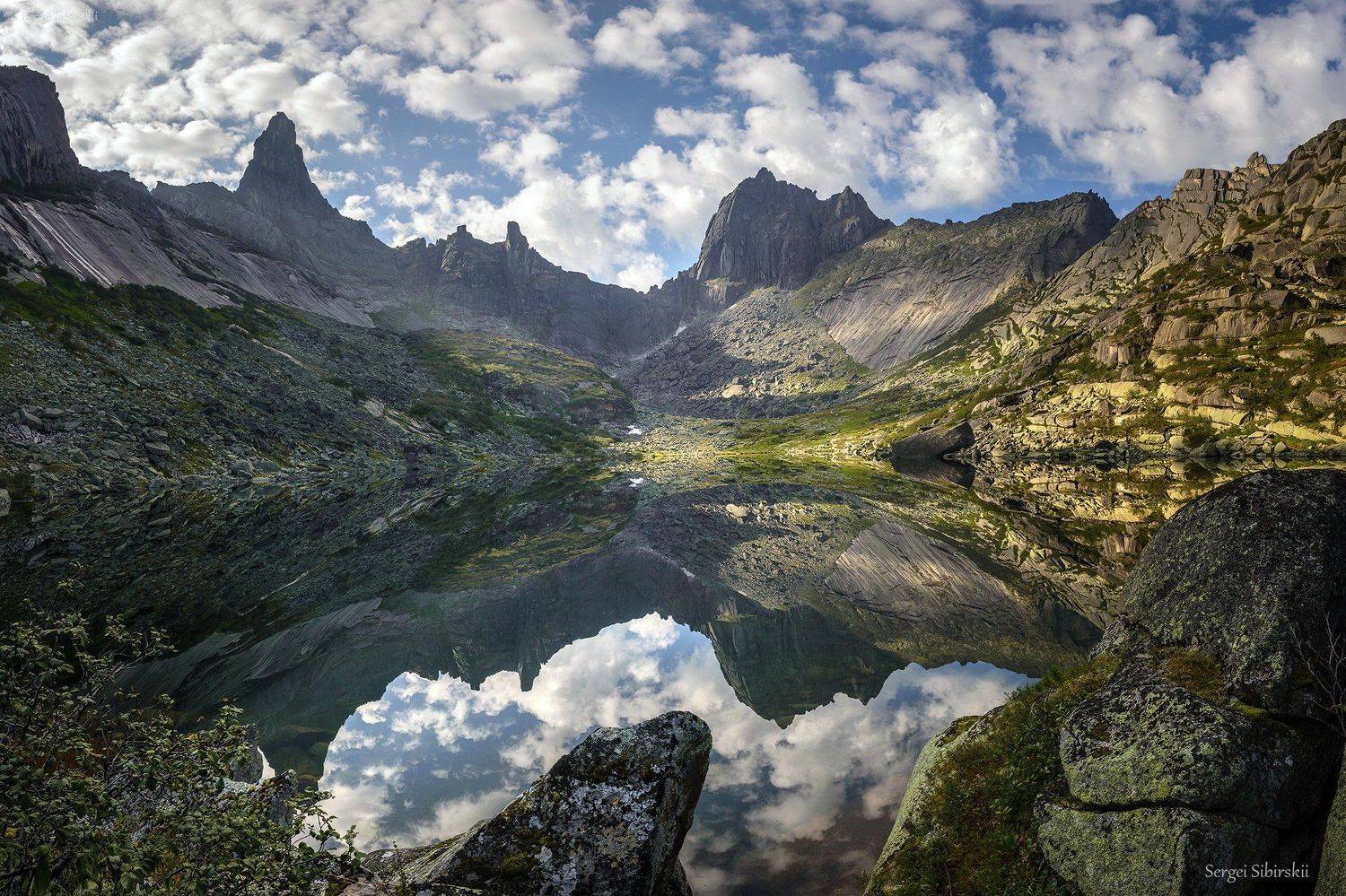Ергаки, Озеро Горных Духов, горы, Сибирский Сергей