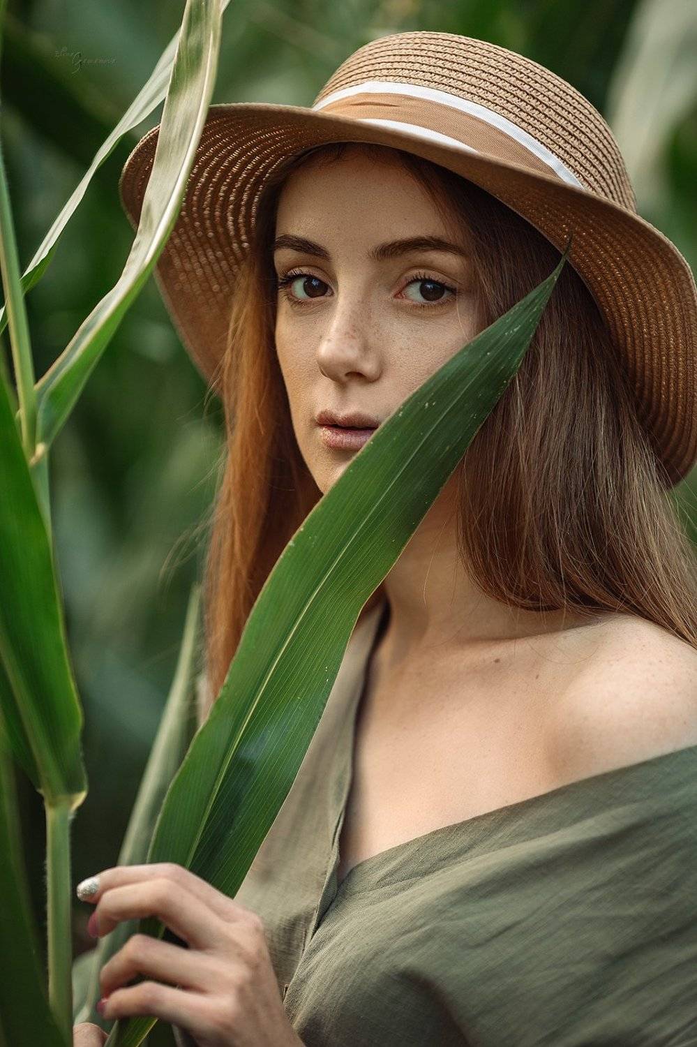 , Элина Гаманова