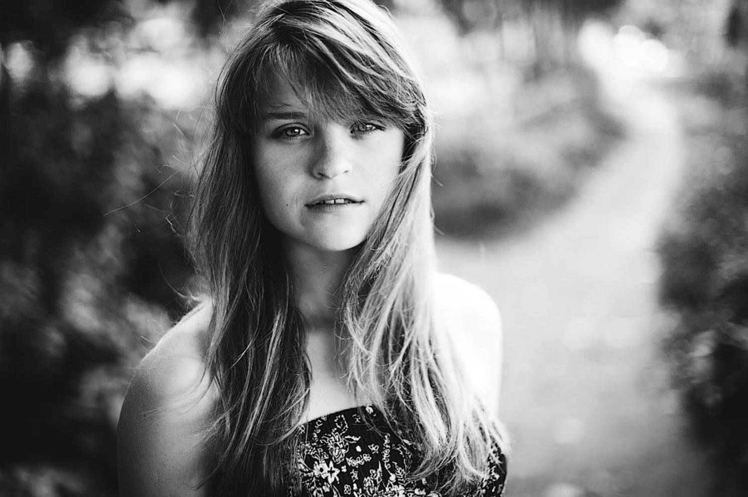 девочка, лето, чб, rourke, антон роук, лес, боке, Роук Антон