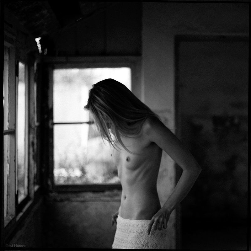 woman, nude, black and white * * * * * фото превью