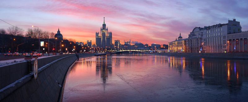 Рассвет над Москвой фото превью