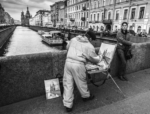 on the Griboyedov Canal...