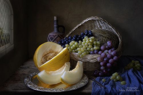 Натюрморт с дыней