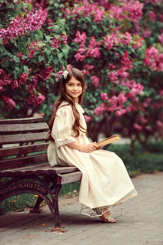 children, child, childhood, children portrait, kid, kids, girl, spring, springtime, lilac, дети модели, дети модели москва, детская фотография, children photography Соня фото превью