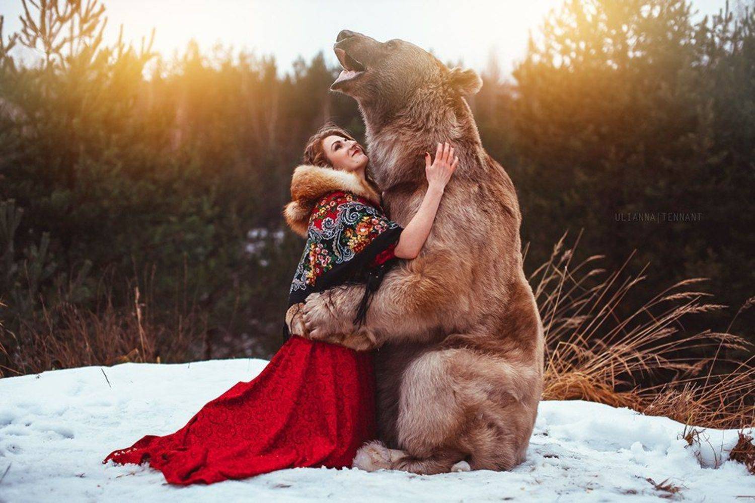 , Теннант Юлианна