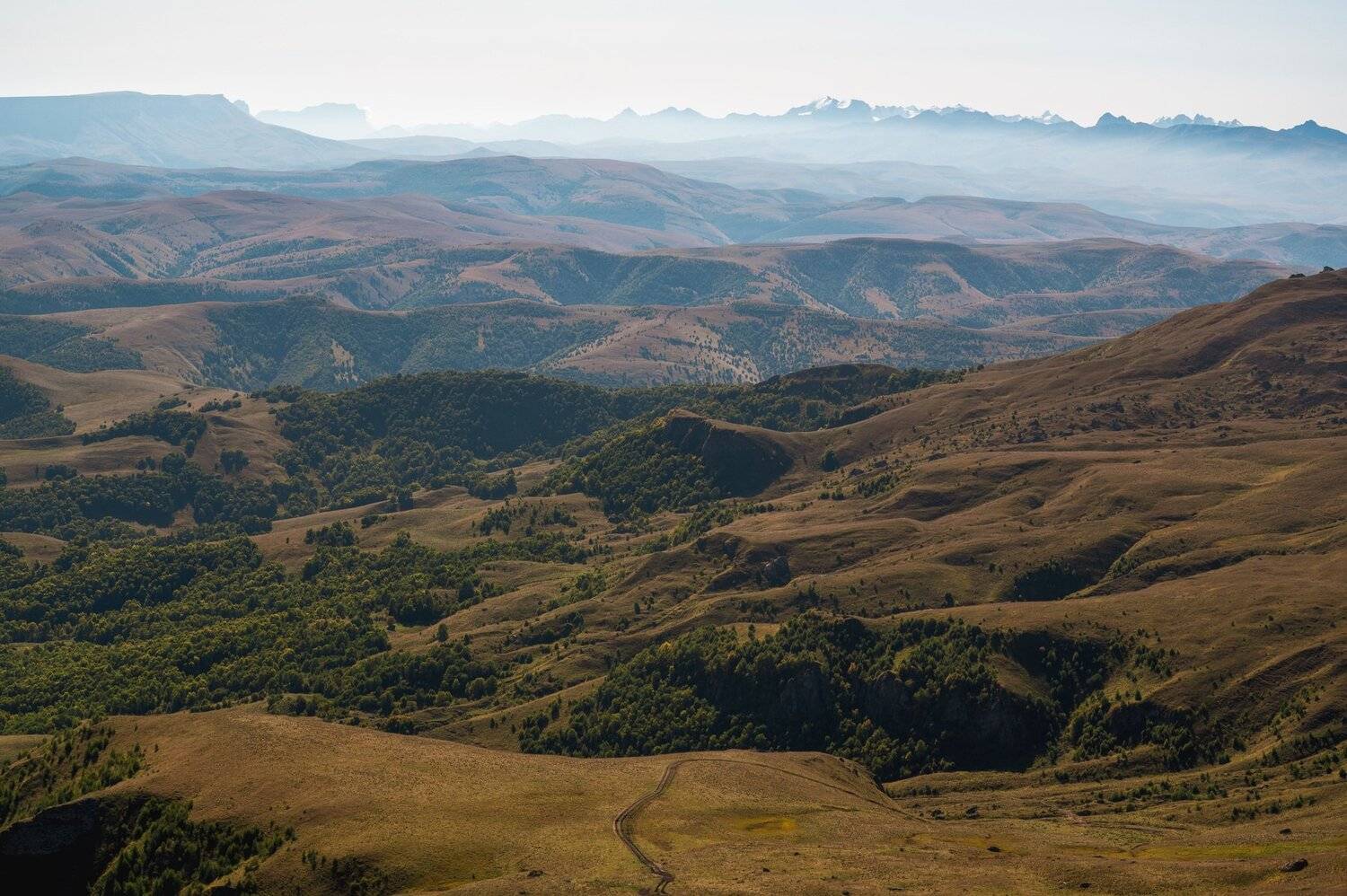autumn landscape autumn nature sunlight fog early plateau mountains, Егор Бугримов