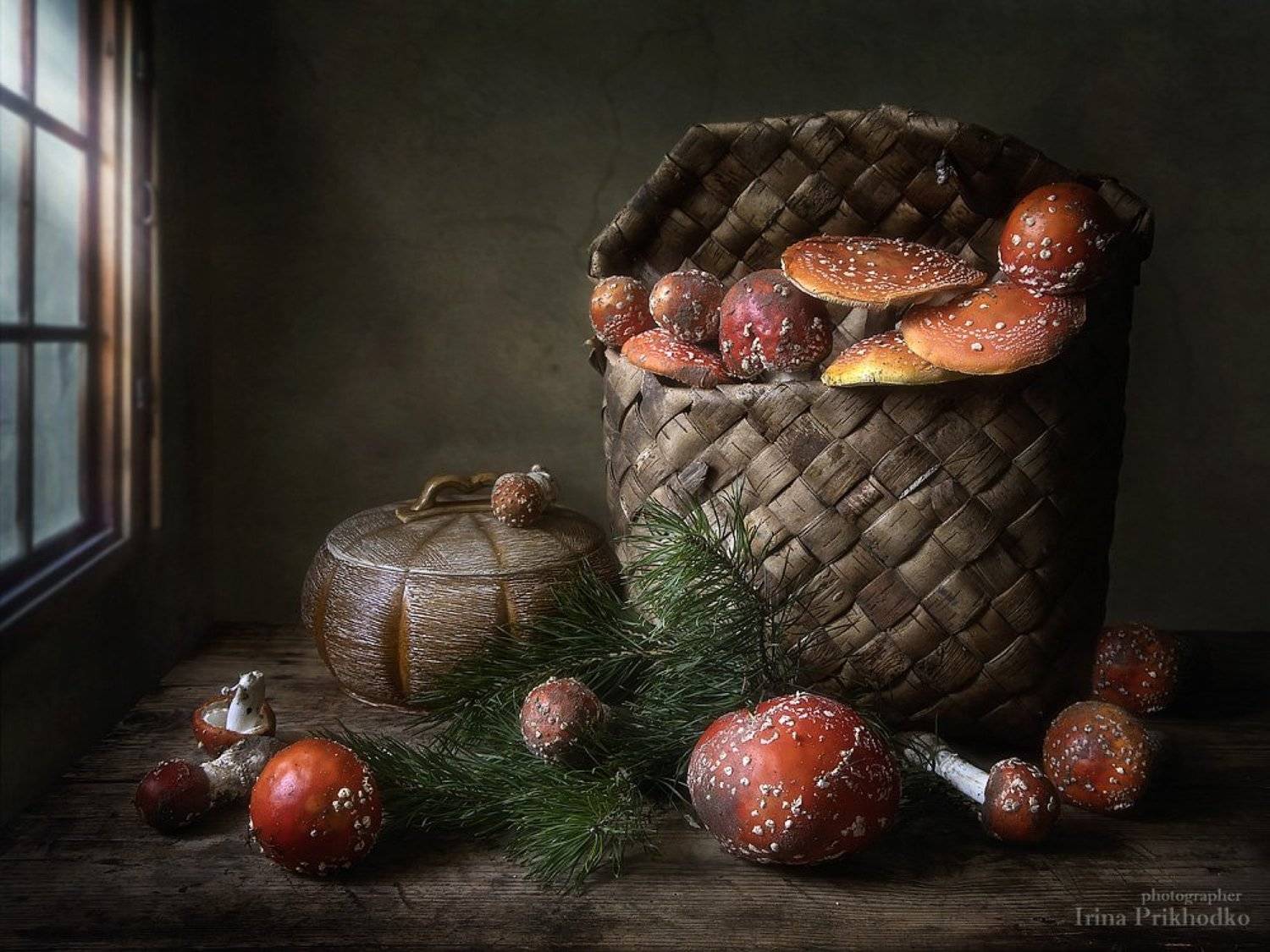 натюрморт, осень, грибы, мухоморы, ядовитые грибы, деревенский стиль, Ирина Приходько