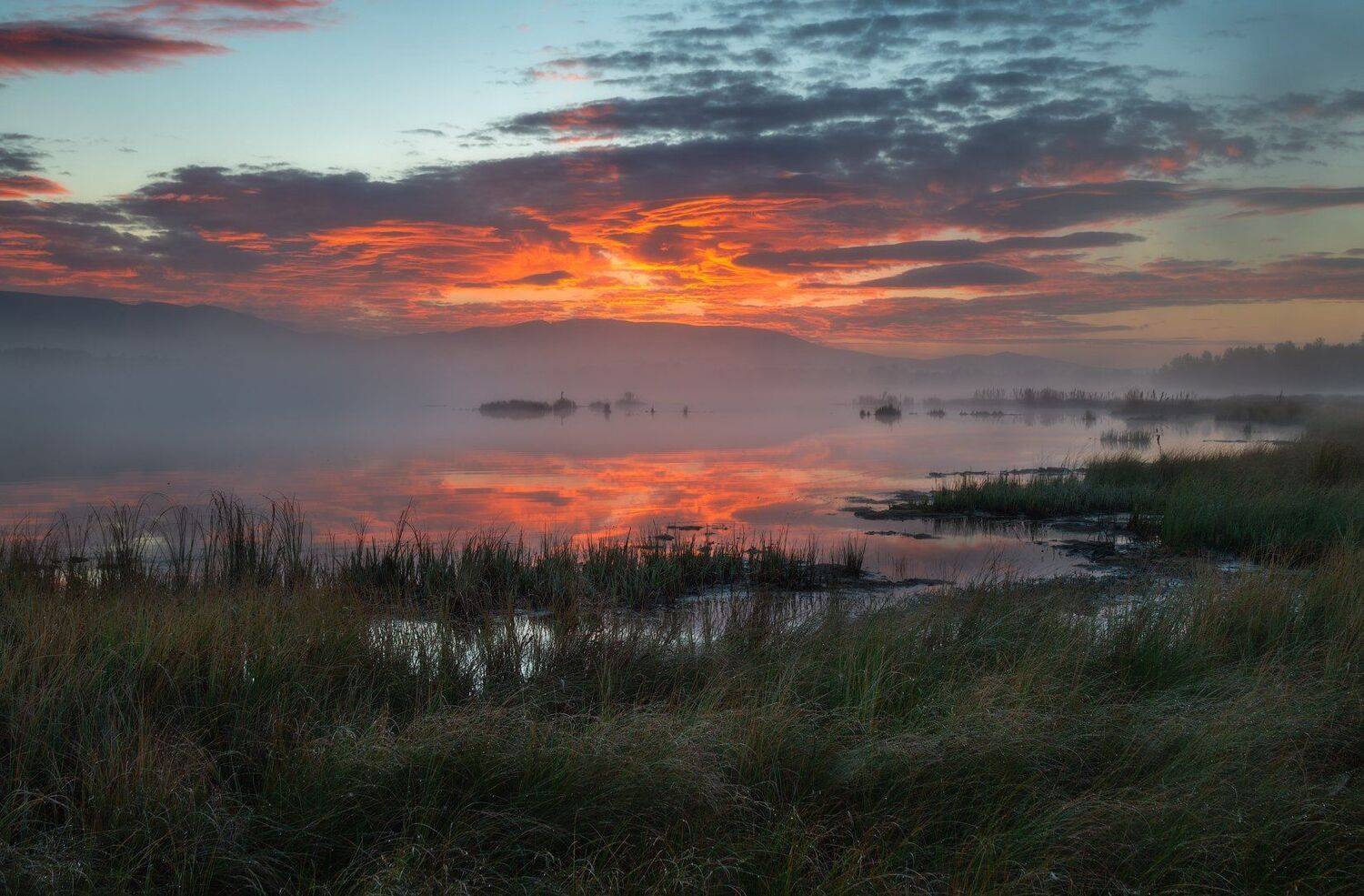 пейзаж,россия,горы,отражение,рассвет,озеро,туман,кольский,север, Виталий Истомин