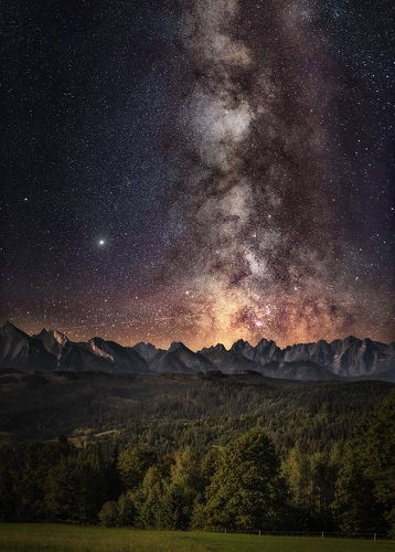 Milky way over Tatra mountains