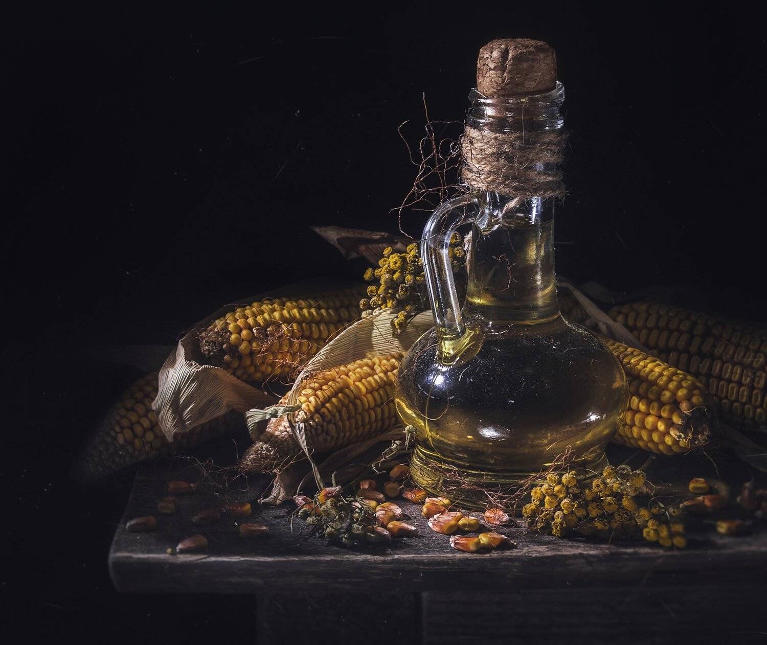 кукуруза,масло,жёлтый,душистый,тёмный,деревенский,стол,пыль, Владимир Володин