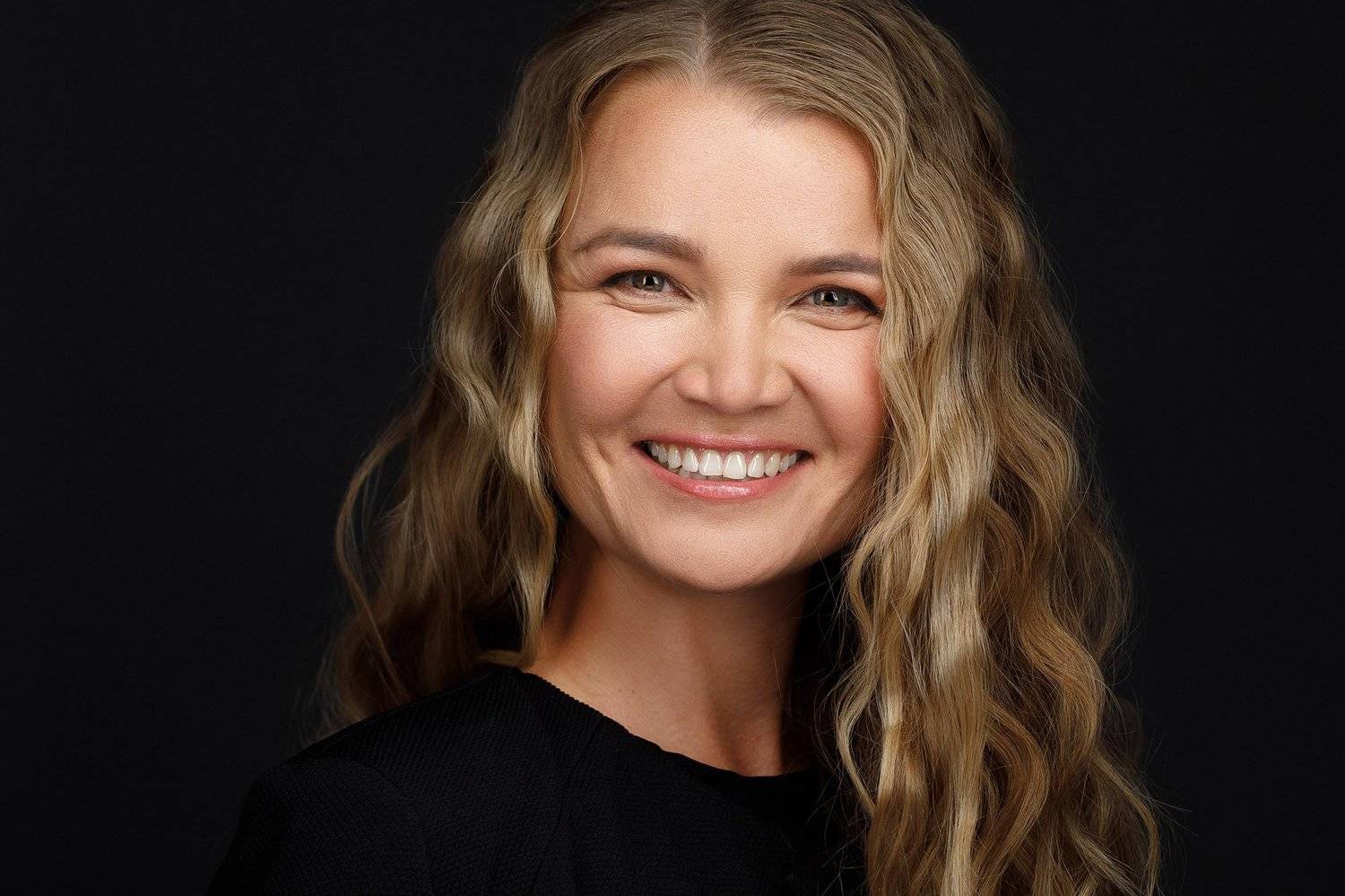 portrait, headshot, studio, close-up, canon, 100mm, Aleksandr Balakin