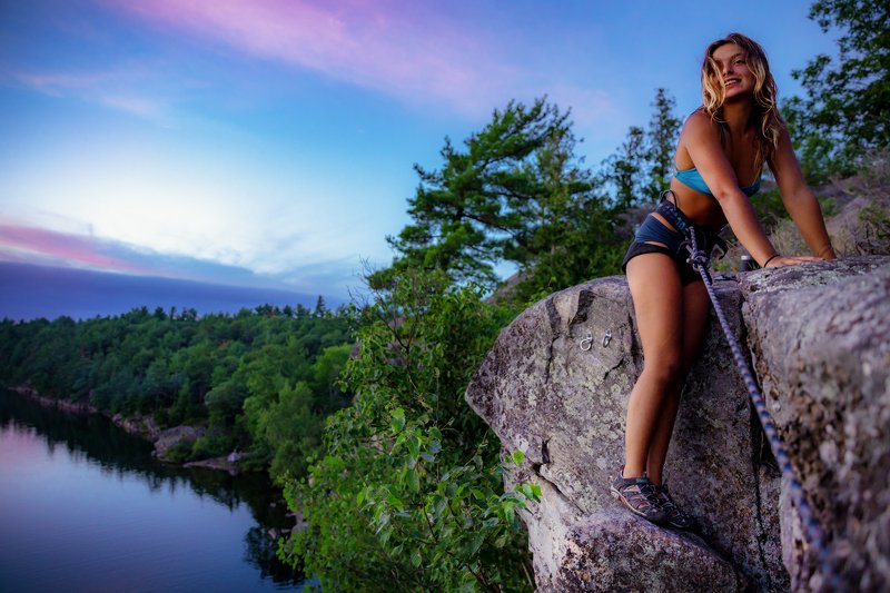 canada, ontario, climbing, rock, cliff, lake, girl, sport, beauty, sunset, nature, girl, woman, extreme, adventure, win, top, top of the rock, muskoka, Sunset victory  фото превью