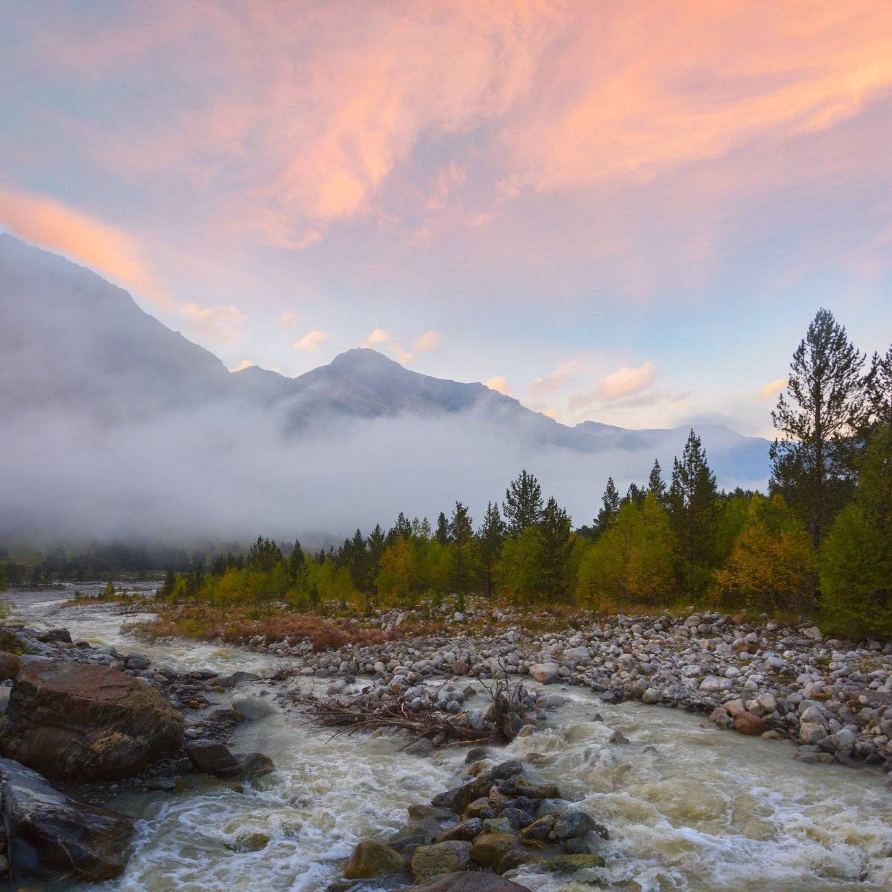 горы,река,туман,вечер,закат,сентябрь, Елена Брежицкая
