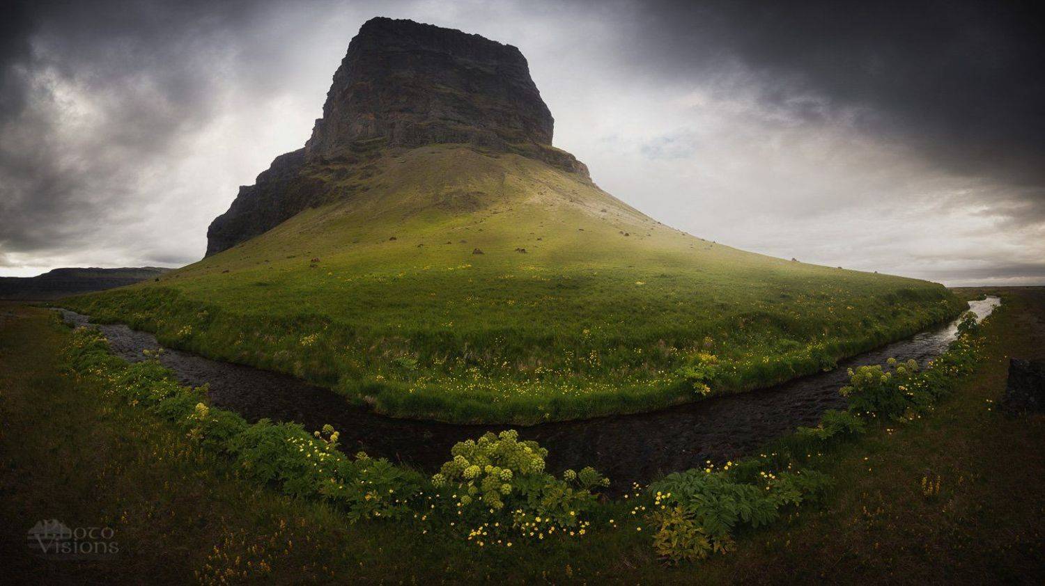 iceland,nbature,mountain,summer,green,panorama, Adrian Szatewicz