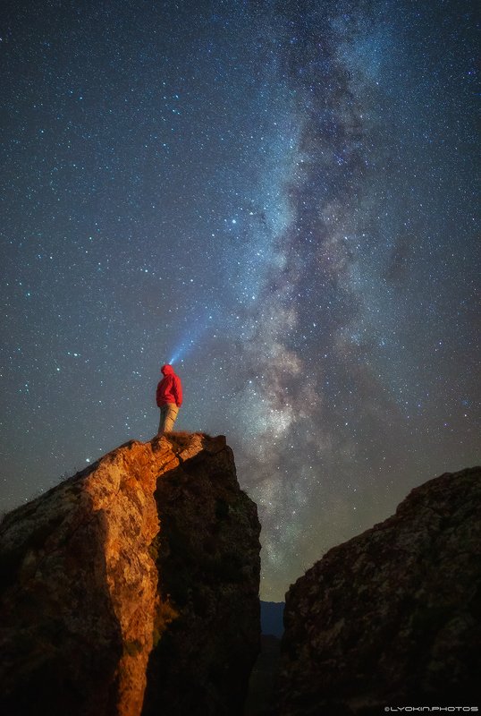 Ночь на скалах Южного Кавказа фото превью
