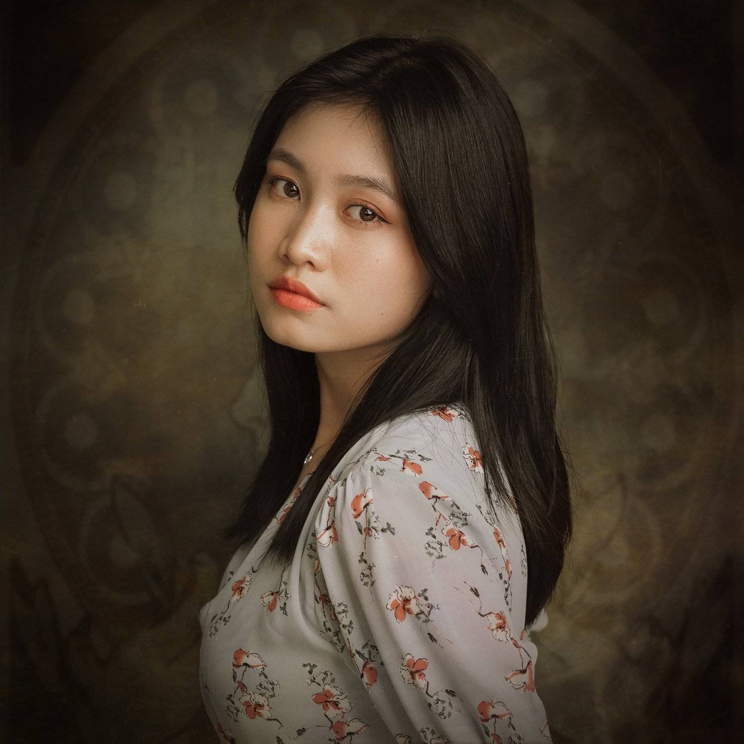 portrait, female, woman, girl, asian, vietnam, vietnamese, young, face, beauty, glamour, studio, eyes, staged, classic, nouveau, Hoang Viet Nguyen