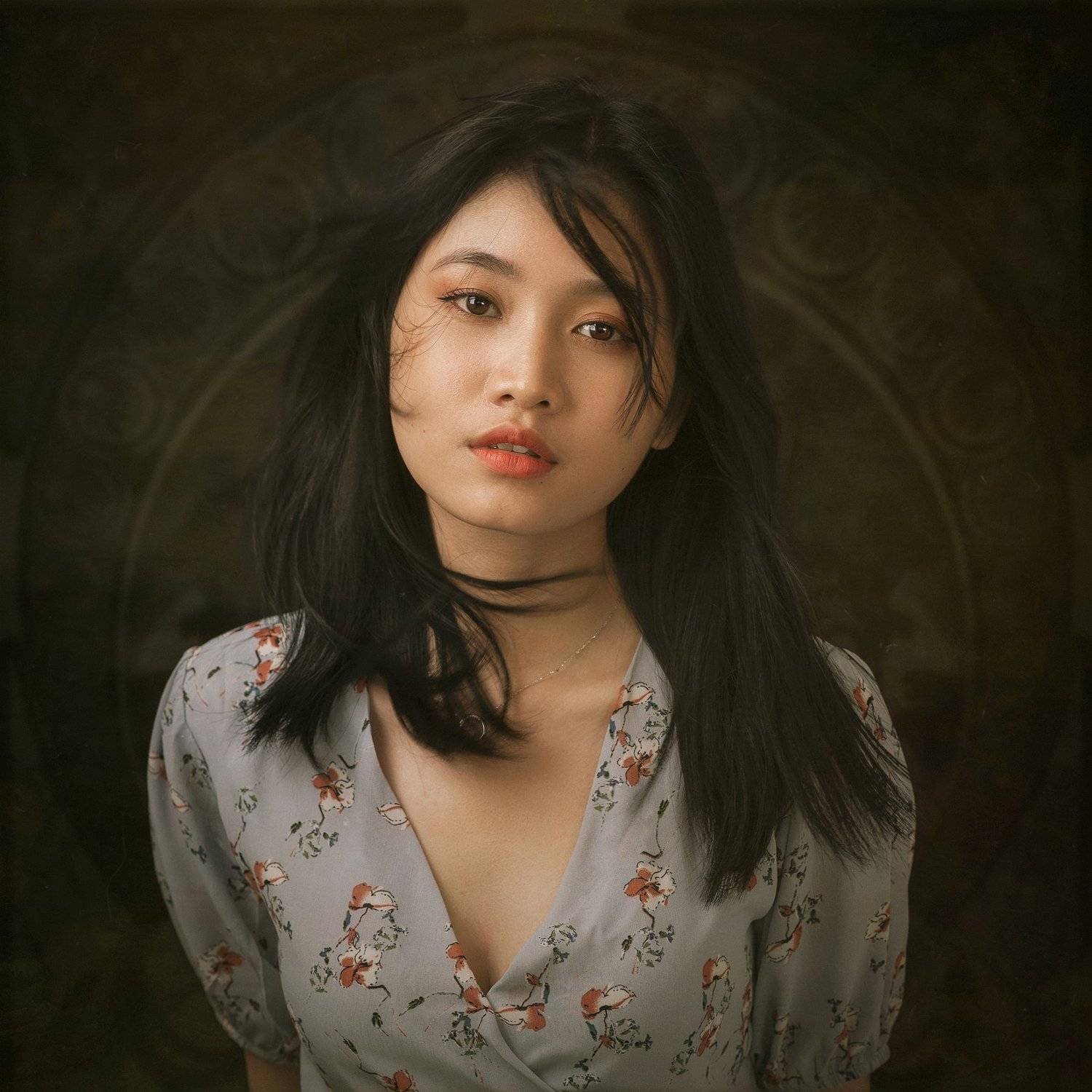 portrait, female, woman, girl, asian, vietnam, vietnamese, young, face, beauty, glamour, studio, eyes, staged, classic, nouveau, Hoang Viet Nguyen