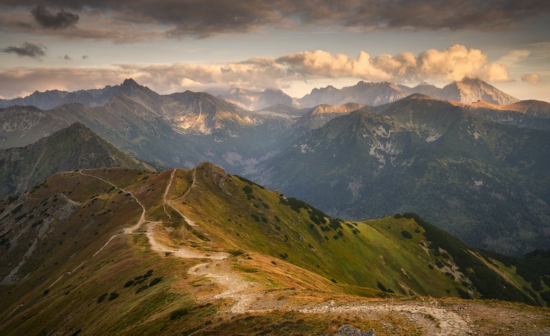 #landscape #panoramic #photo #nikon #poland #adventure #sunset #mountains #nature #travel #slovakia Autumn In The Mountains фото превью