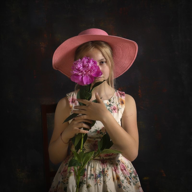 пионы детский портрет постановка художественная фотография Пион фото превью