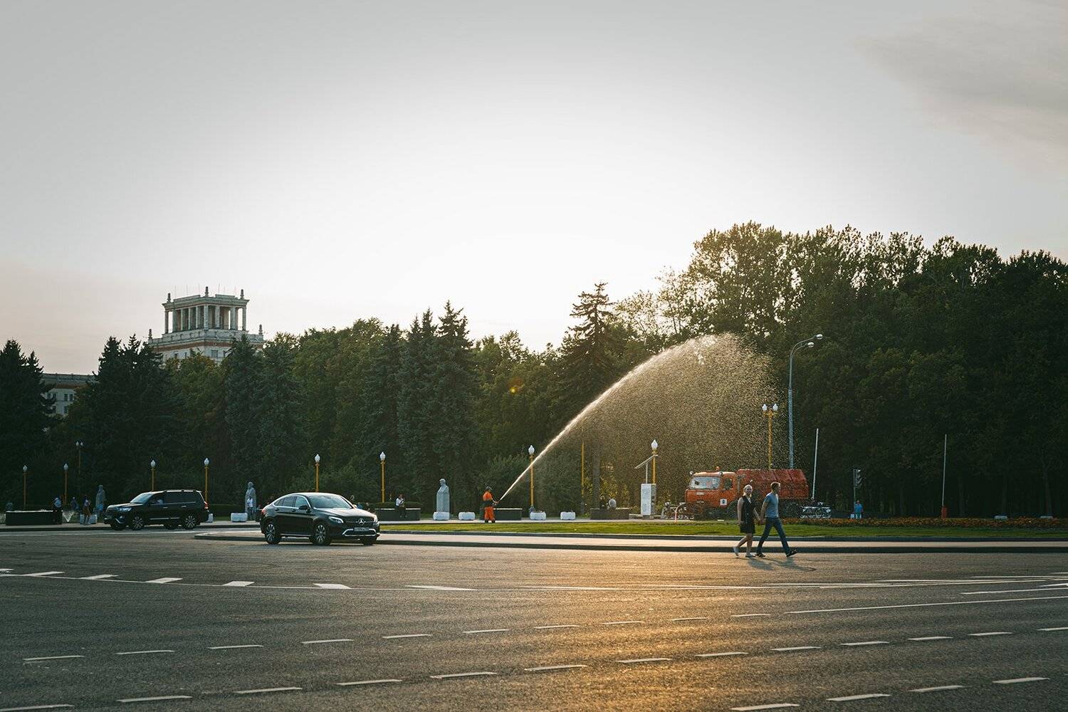 лето; москва; вода; полив; орошение; газоны; , Юрий Шурчков