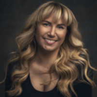 Портрет фотографа (аватар) Holly Lund