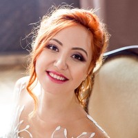 Фотография Julia Moiseenko Портрет фотографа (аватар) Julia Moiseenko