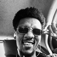 Портрет фотографа (аватар) Stelio Macedo (Stelio Kinhundo Aníbal Macedo)