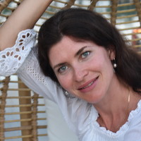 Портрет фотографа (аватар) Ирина Кухтарских (Irina Kukhtarskikh)