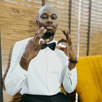 Портрет фотографа (аватар) Tosan Dudun (Oritsematosan Dudun)