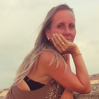 Портрет фотографа (аватар) Edina Cristiani