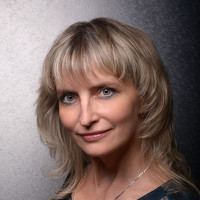 Фотография Ольга Пуховникова (Olga Pukhovnikova) Портрет фотографа (аватар) Ольга Пуховникова (Olga Pukhovnikova)