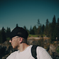 Портрет фотографа (аватар) Dmitrii Iakovlev