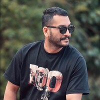 Фотография hesam Moosavi (Hesam moosavi) Портрет фотографа (аватар) hesam Moosavi (Hesam moosavi)