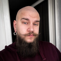 Портрет фотографа (аватар) Maxim Komissarov