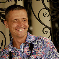 Портрет фотографа (аватар) Виталий Шарипов