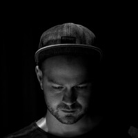 Портрет фотографа (аватар) Alexander Tikhonov