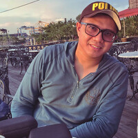 Портрет фотографа (аватар) Gary Bhaztara