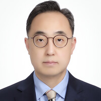 Портрет фотографа (аватар) YongSeok Chun (전용석)