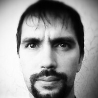 Портрет фотографа (аватар) Maksim Popov