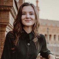 Портрет фотографа (аватар) Юлия Мадани (Julia Madani)