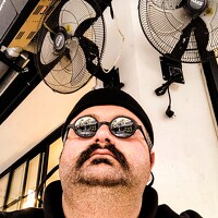 Портрет фотографа (аватар) Vahid ghorbani