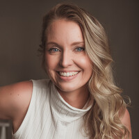 Портрет фотографа (аватар) CAMILA ZANCANARO