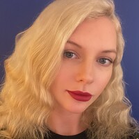 Портрет фотографа (аватар) Юлиана Белозёрова