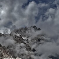 Портрет фотографа (аватар) Azaev Shamil. Inst @Sh.haji.az (Azaev Shamil)