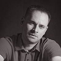 Фотография Беляев Денис (Denis Belyayev) Портрет фотографа (аватар) Беляев Денис (Denis Belyayev)